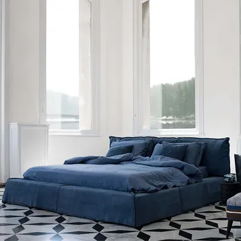 Современная минималистичная и роскошная спальня в скандинавском стиле с минималистичной 1,8-метровой двуспальной кроватью из ткани