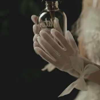 Элегантные кружевные варежки ручной работы для летней невесты с бантом, Тюлевые варежки, перламутровые перчатки для пальцев, Короткие свадебные перчатки