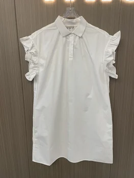 рубашка с воротником, юбка средней длины с оборками, версия свободного фасона, чрезвычайно удобная, простая и универсальная