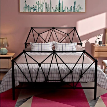 Простой гражданский хозяин в скандинавском стиле, лежащая железная художественная кровать 1,2 м 1,5 м, односпальная двуспальная кровать для взрослых и детей