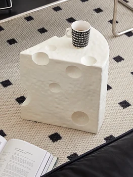 Креативный маленький журнальный столик, диван, стол с сырной начинкой, угловой столик для украшения гостиной для дома скандинавских интернет-знаменитостей